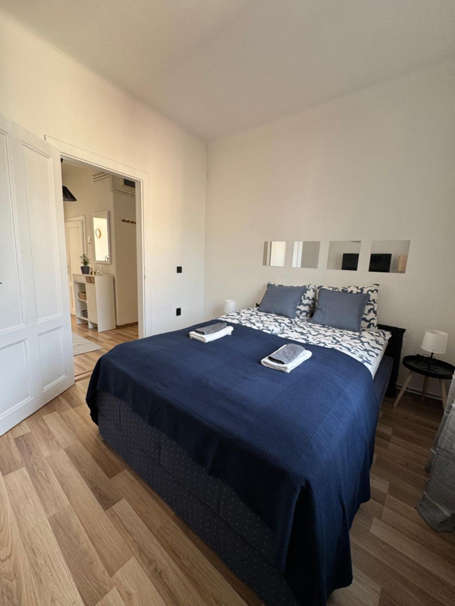 Apartment By Theatre SJJ Buitenkant foto